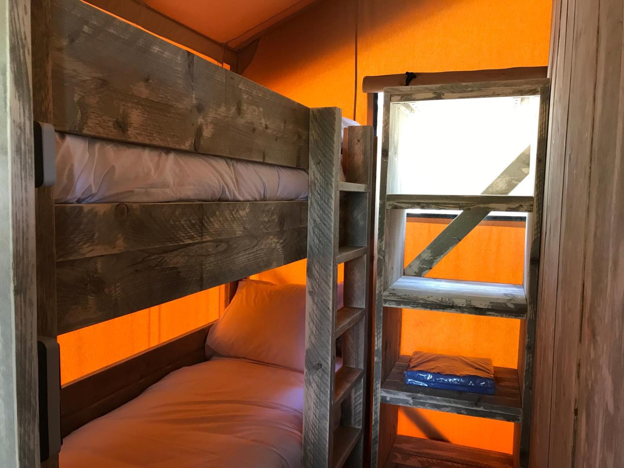 Bungalows - Camping El Solsones Solsona Zewnętrze zdjęcie