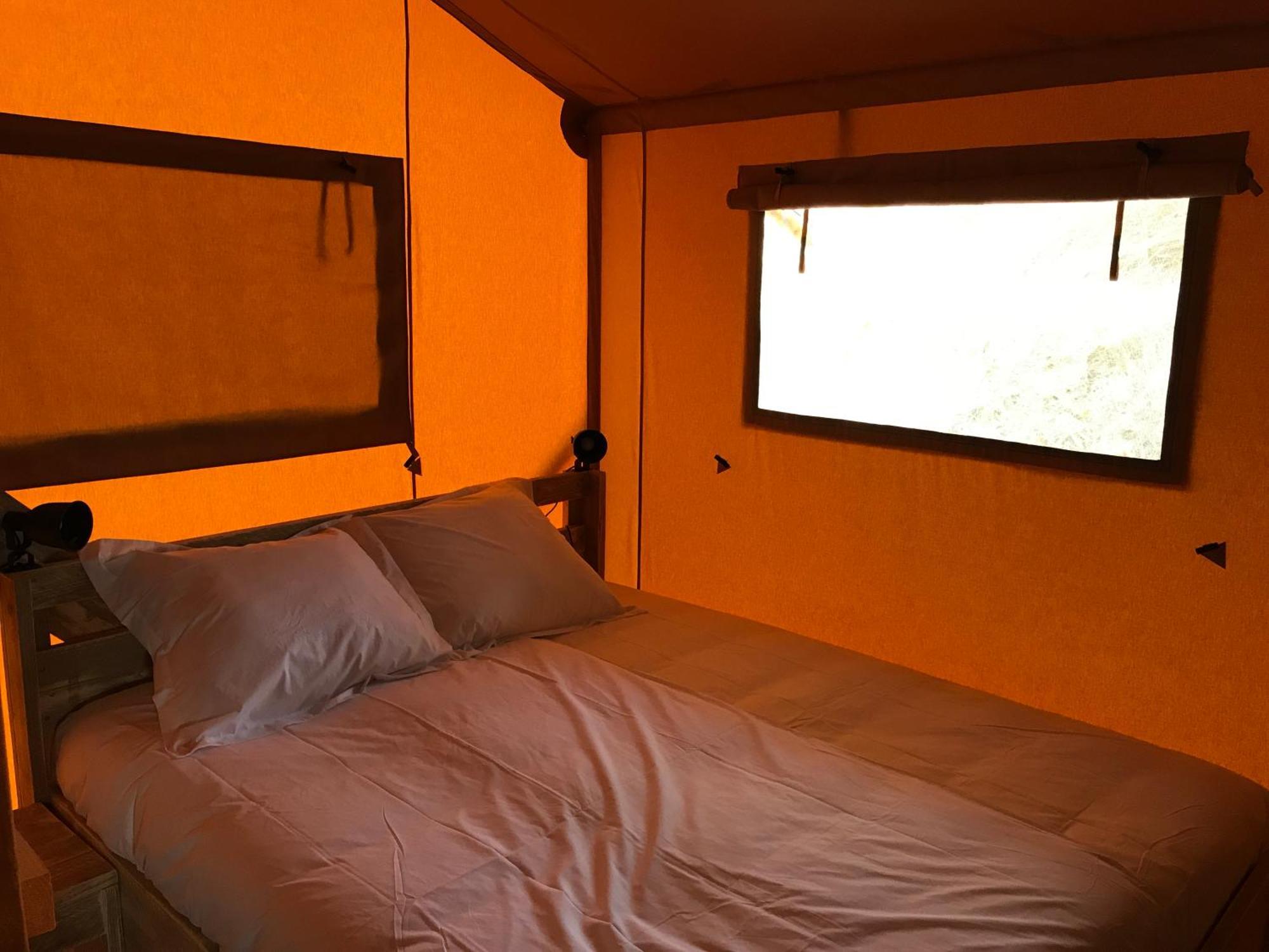 Bungalows - Camping El Solsones Solsona Zewnętrze zdjęcie